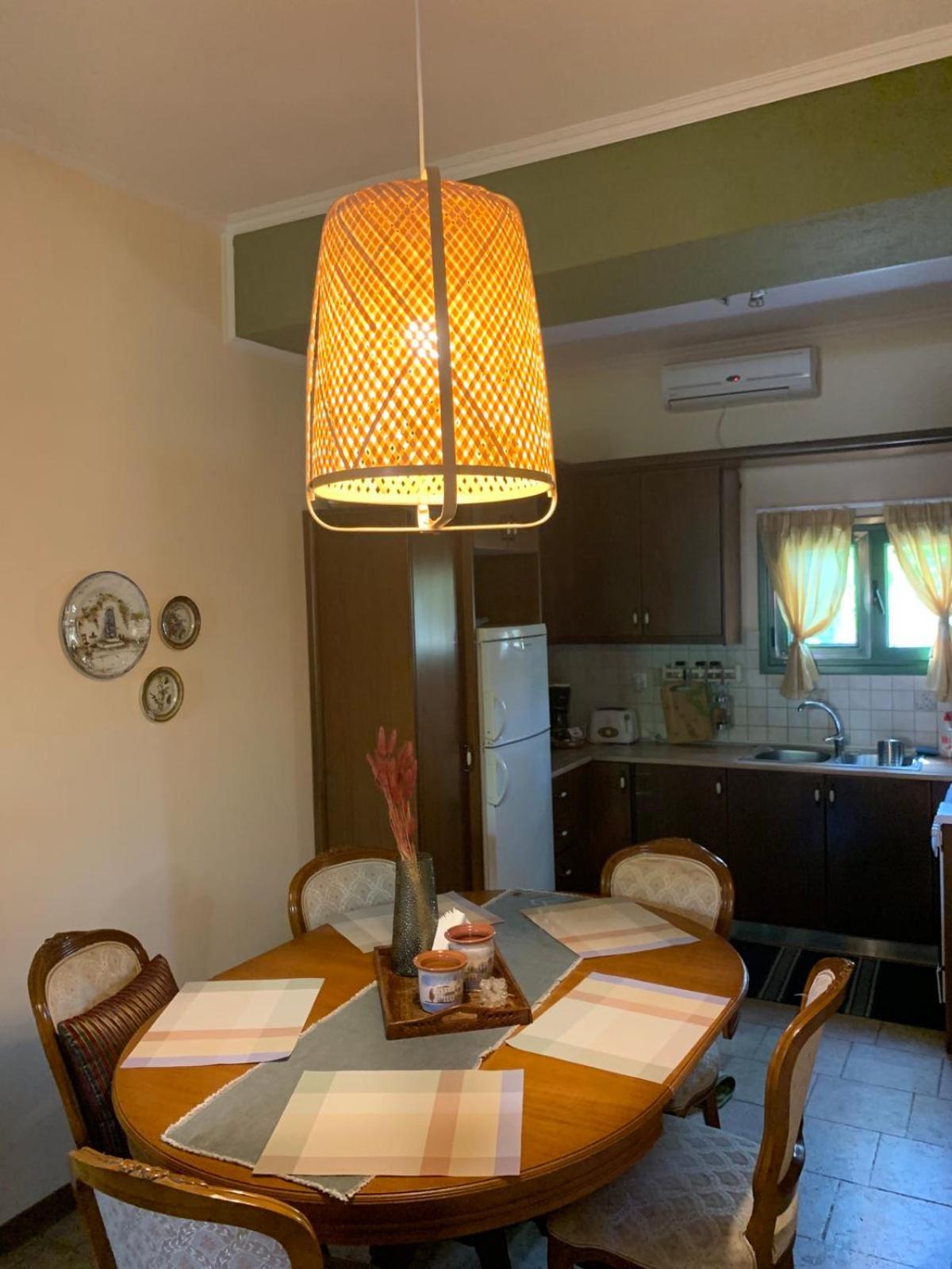 The Lake House" -Trichonida Lake Marathias  Экстерьер фото